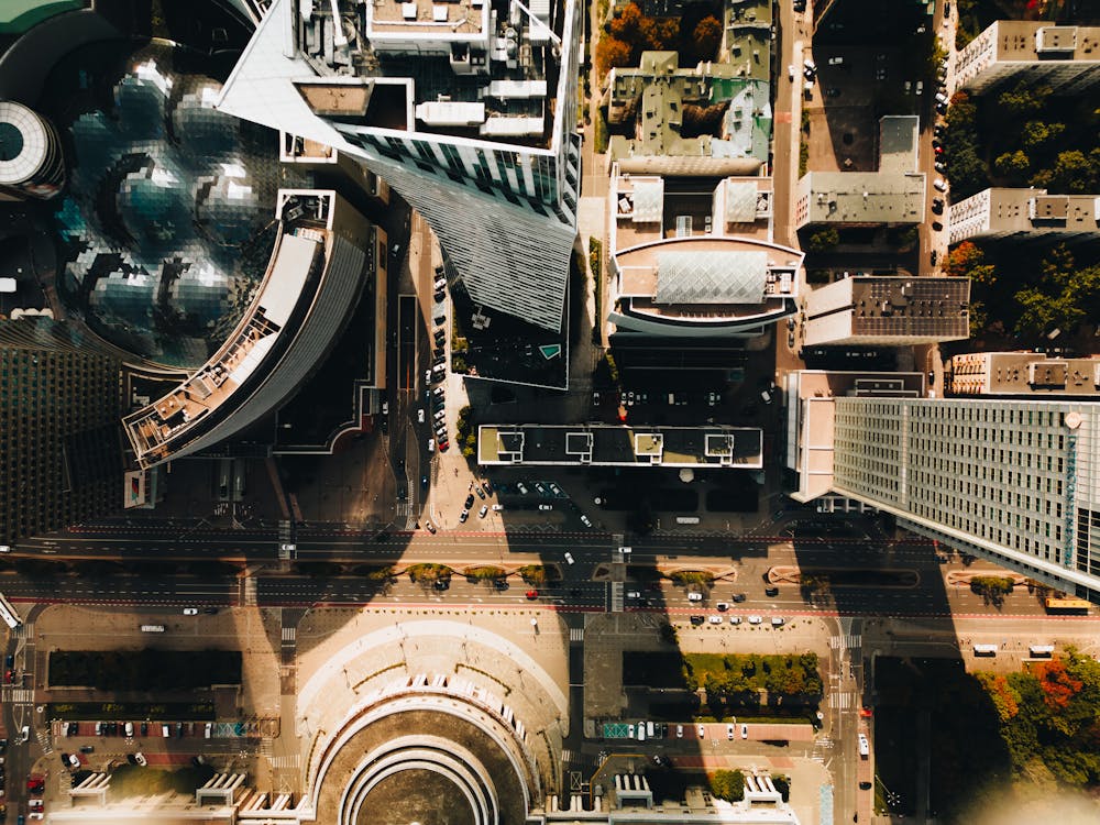 free-photo-of-modern-buildings-in-los-angeles